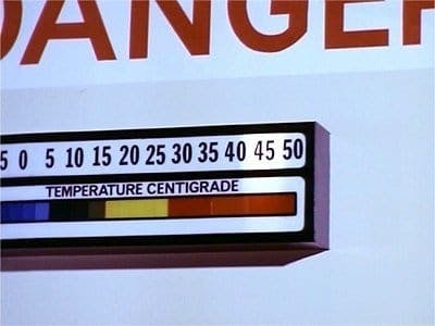 Assistir Espaço: 1999 Temporada 2 Episódio 13 Online em HD