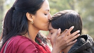 Assistir Little America Temporada 1 Episódio 1 Online em HD