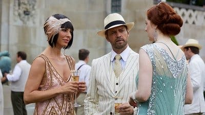 Assistir Private Eyes Temporada 4 Episódio 1 Online em HD