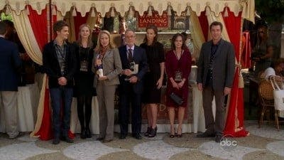 Assistir Irmãos e Irmãs Temporada 4 Episódio 8 Online em HD