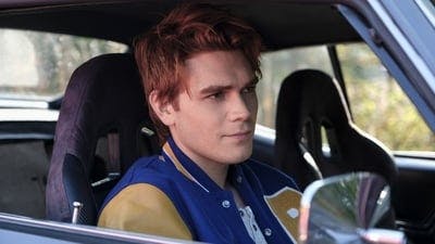 Assistir Riverdale Temporada 2 Episódio 6 Online em HD