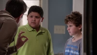 Assistir Família Moderna Temporada 3 Episódio 17 Online em HD