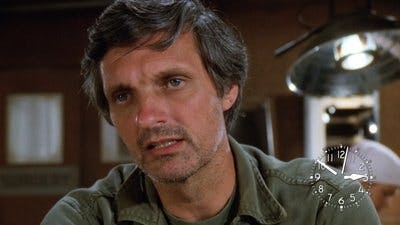Assistir M*A*S*H Temporada 8 Episódio 11 Online em HD