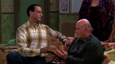 Assistir Raymond e Companhia Temporada 2 Episódio 9 Online em HD