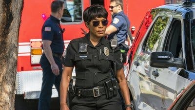 Assistir 9-1-1 Temporada 3 Episódio 1 Online em HD