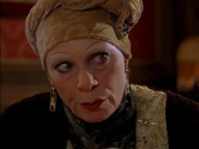 Assistir Caçadora de Relíquias Temporada 1 Episódio 22 Online em HD