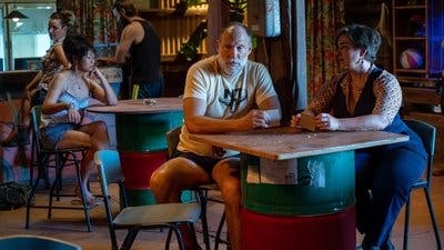Assistir Population 11 Temporada 1 Episódio 3 Online em HD