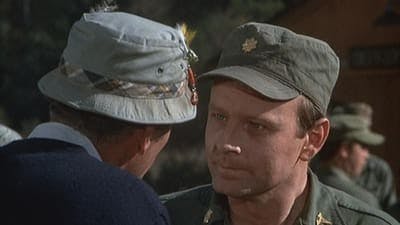 Assistir M*A*S*H Temporada 2 Episódio 19 Online em HD