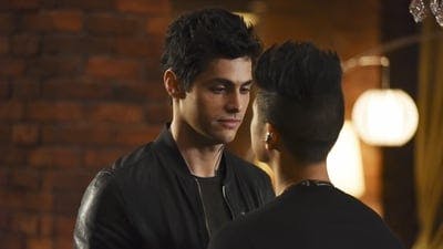 Assistir Shadowhunters: Instrumentos Mortais Temporada 2 Episódio 7 Online em HD