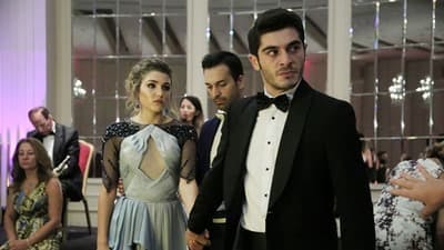 Assistir Aşk Laftan Anlamaz Temporada 1 Episódio 9 Online em HD