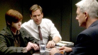 Assistir NCIS: Investigação Naval Temporada 8 Episódio 18 Online em HD