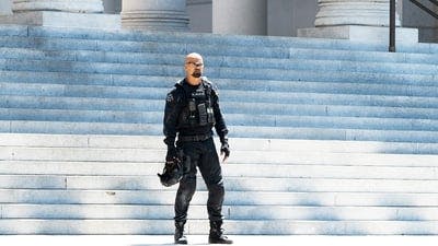 Assistir S.W.A.T.: Força de Intervenção Temporada 2 Episódio 23 Online em HD