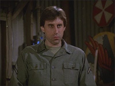 Assistir M*A*S*H Temporada 10 Episódio 17 Online em HD