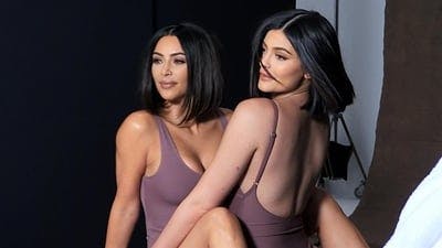 Assistir Keeping Up With the Kardashians Temporada 15 Episódio 11 Online em HD