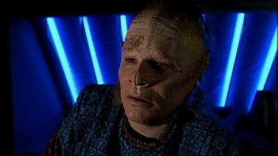 Assistir Jornada nas Estrelas: Voyager Temporada 1 Episódio 14 Online em HD