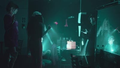 Assistir Fantasmas no Armário Temporada 1 Episódio 4 Online em HD