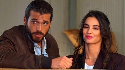 Assistir Violeta como O Mar Temporada 1 Episódio 3 Online em HD