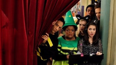 Assistir Community Temporada 2 Episódio 13 Online em HD