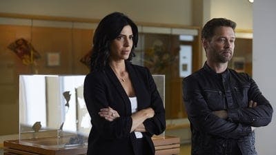 Assistir Private Eyes Temporada 3 Episódio 1 Online em HD