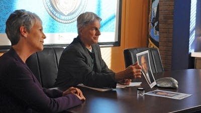 Assistir NCIS: Investigação Naval Temporada 9 Episódio 23 Online em HD