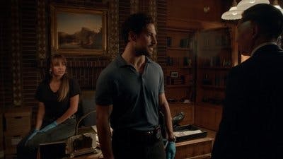 Assistir Wild Cards Temporada 1 Episódio 9 Online em HD