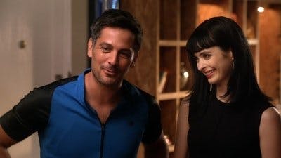 Assistir Não Confie na P— do Apartamento 23 Temporada 1 Episódio 2 Online em HD