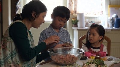 Assistir Little America Temporada 1 Episódio 6 Online em HD