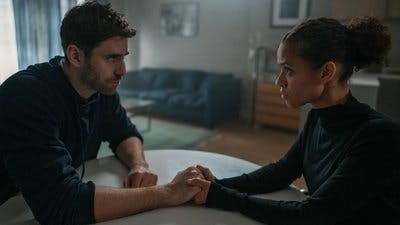 Assistir Superfície Temporada 2 Episódio 8 Online em HD