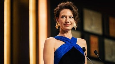 Assistir The Newsreader Temporada 3 Episódio 1 Online em HD