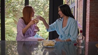 Assistir Lalola: Entre Dois Mundos Temporada 2 Episódio 5 Online em HD
