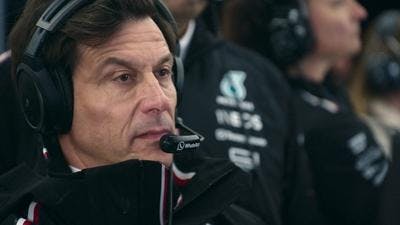 Assistir F1: Dirigir para Viver Temporada 7 Episódio 3 Online em HD