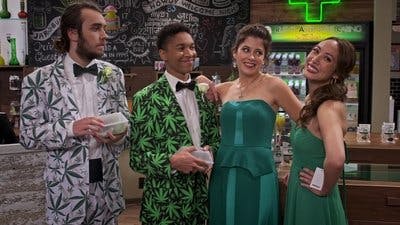 Assistir Disjointed Temporada 1 Episódio 7 Online em HD