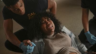 Assistir Fire Country Temporada 1 Episódio 13 Online em HD