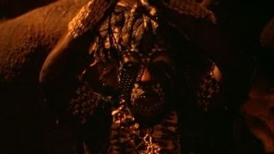 Assistir Caçadora de Relíquias Temporada 2 Episódio 1 Online em HD