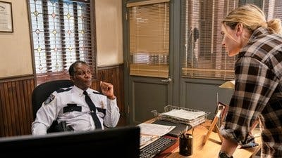 Assistir Mare of Easttown Temporada 1 Episódio 1 Online em HD