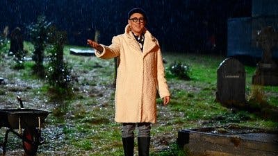 Assistir The Traitors Temporada 2 Episódio 3 Online em HD