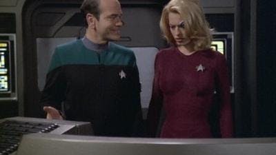 Assistir Jornada nas Estrelas: Voyager Temporada 5 Episódio 21 Online em HD