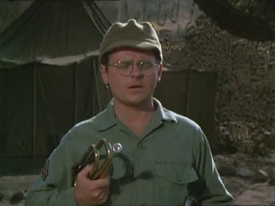 Assistir M*A*S*H Temporada 4 Episódio 1 Online em HD