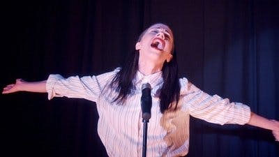 Assistir Haters Back Off Temporada 1 Episódio 8 Online em HD