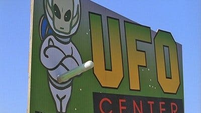 Assistir Arquivo Roswell Temporada 2 Episódio 7 Online em HD