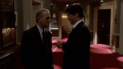 Assistir West Wing: Nos Bastidores do Poder Temporada 2 Episódio 16 Online em HD