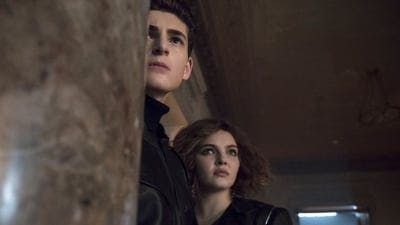 Assistir Gotham Temporada 5 Episódio 3 Online em HD