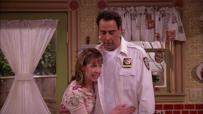 Assistir Raymond e Companhia Temporada 8 Episódio 18 Online em HD