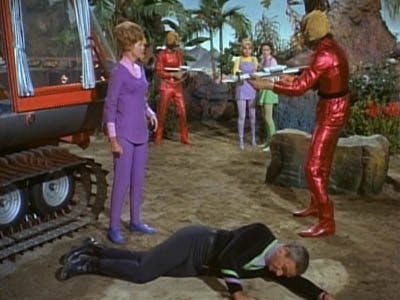 Assistir Perdidos no Espaço Temporada 3 Episódio 14 Online em HD