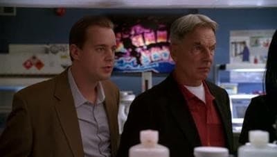 Assistir NCIS: Investigação Naval Temporada 6 Episódio 10 Online em HD