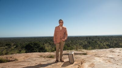 Assistir O Viajante Relutante, com Eugene Levy Temporada 1 Episódio 6 Online em HD