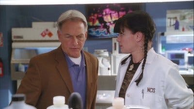 Assistir NCIS: Investigação Naval Temporada 6 Episódio 20 Online em HD