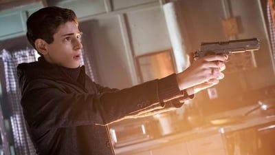 Assistir Gotham Temporada 2 Episódio 18 Online em HD