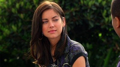 Assistir 90210 Temporada 1 Episódio 3 Online em HD