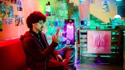 Assistir Joint Venture Temporada 2 Episódio 4 Online em HD